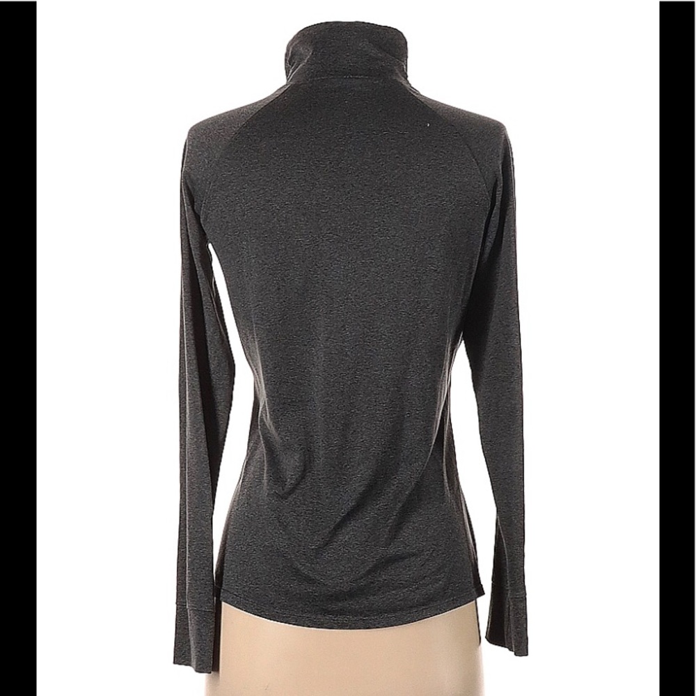 Under Armour Top - Picture 2 of 2